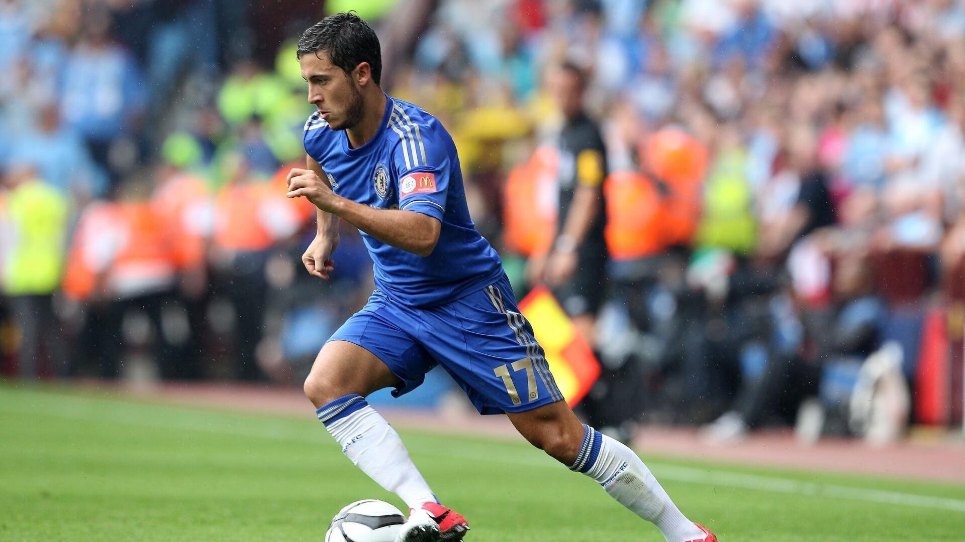 赛事现场:DIY台球道具展示吸睛无比,怎么制作台球的球